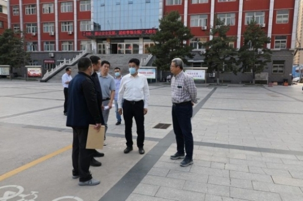 点击在新窗口打开