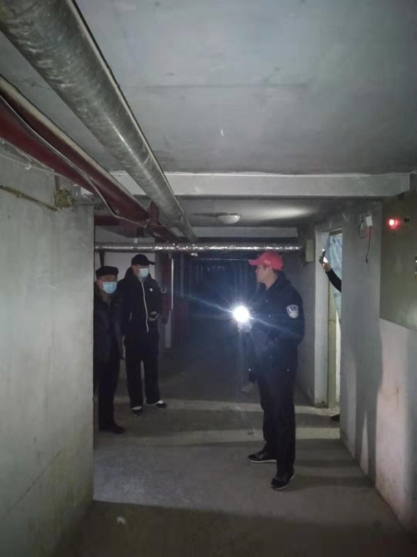 点击在新窗口打开