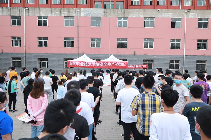 点击在新窗口打开