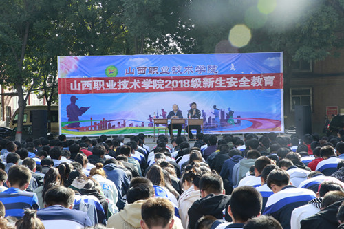 点击在新窗口打开