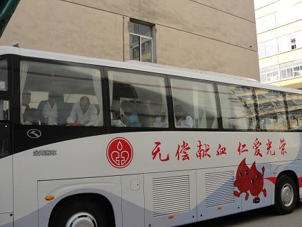 点击在新窗口打开