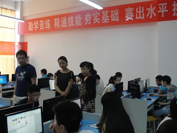 点击在新窗口打开