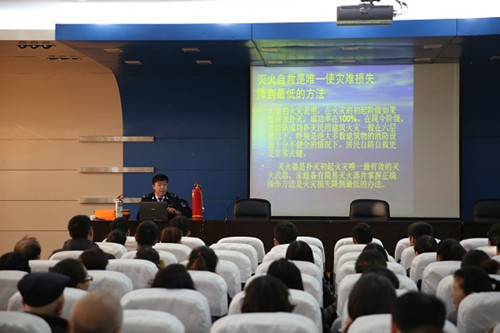 点击在新窗口打开