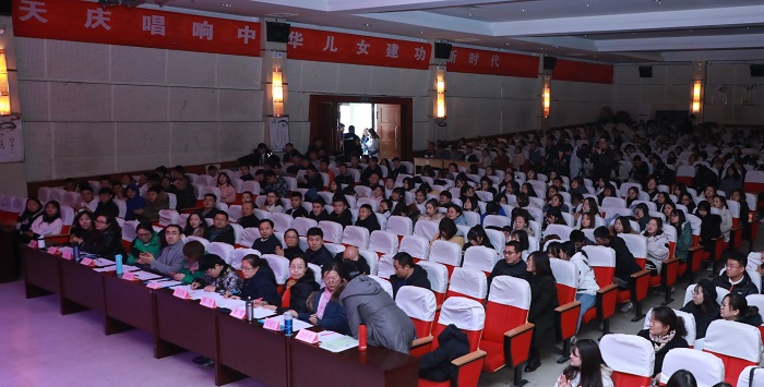 1575544701625337.jpg 雷书记等领导亲临现场.jpg